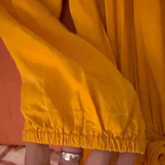 Yellow Off-Shoulder Dress - Picture 4 of 5